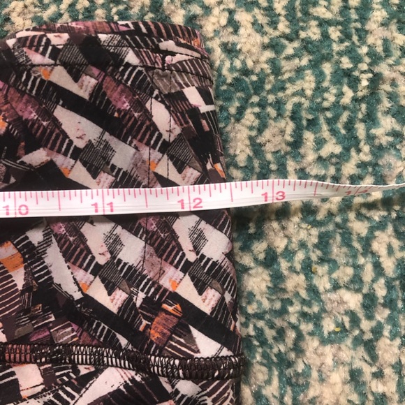 Lululemon Leggings LIMITED EDITION fast and free Inseam 23”
Hip to hip 12” - Picture 5 of 7